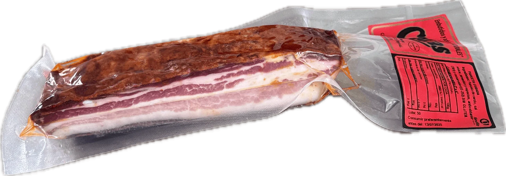 Detalle de la veta de panceta curada adobada
